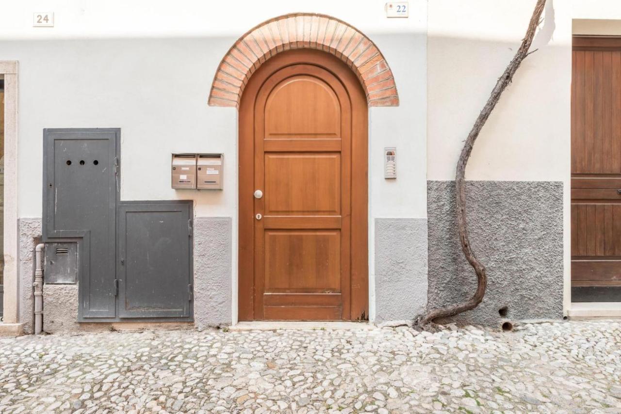 Ferienwohnung La Casa Del Borgo Con Parcheggio Malcesine Exterior foto